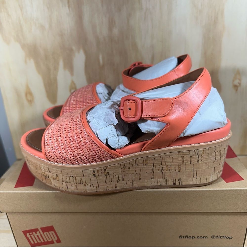 New Fitflop Eloise Platform Sandals Women’s Size 9